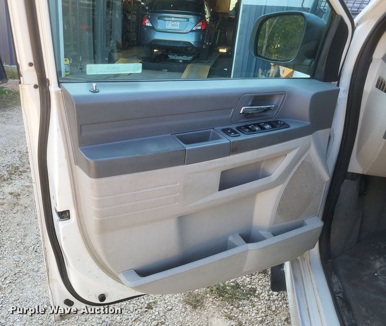 image for item EJ8048 2009 Dodge Grand Caravan SE handicap accessible van
