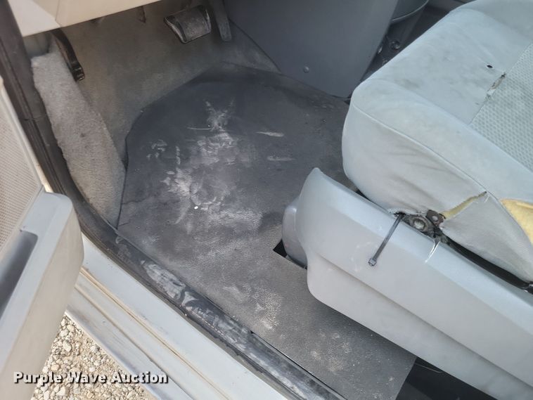 image for item EJ8048 2009 Dodge Grand Caravan SE handicap accessible van