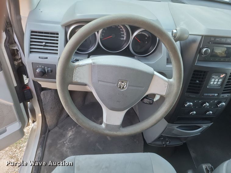 image for item EJ8048 2009 Dodge Grand Caravan SE handicap accessible van