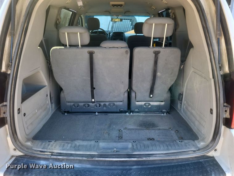 image for item EJ8048 2009 Dodge Grand Caravan SE handicap accessible van