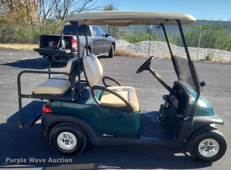 image for item EJ8056 2007 Club Car Precedent  golf cart