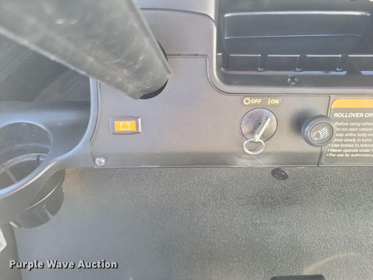 image for item EJ8056 2007 Club Car Precedent  golf cart