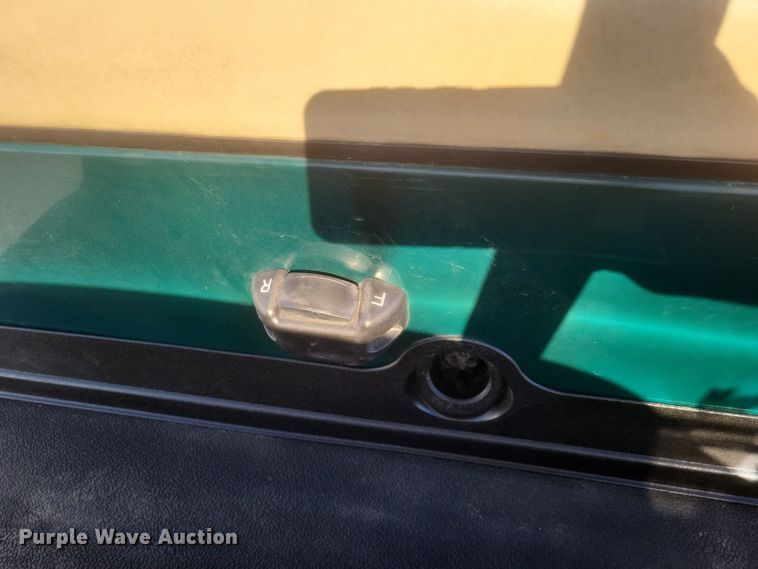 image for item EJ8056 2007 Club Car Precedent  golf cart