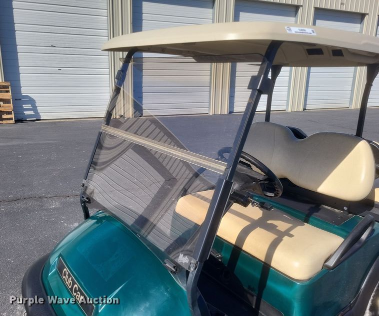 image for item EJ8056 2007 Club Car Precedent  golf cart