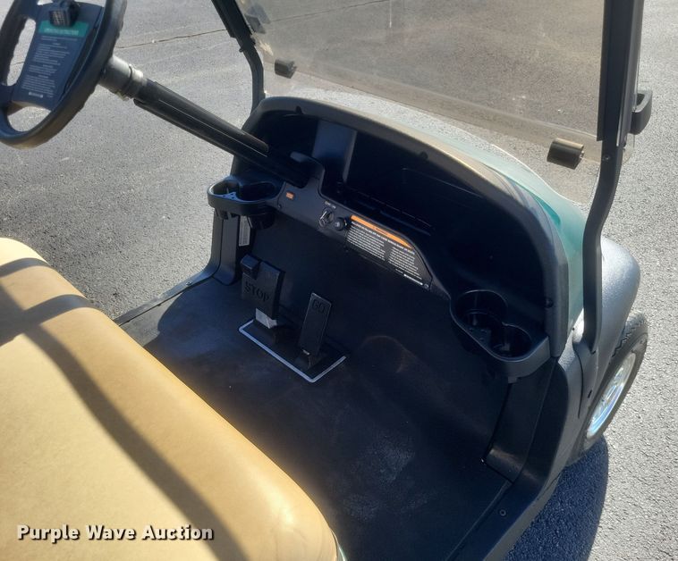 image for item EJ8056 2007 Club Car Precedent  golf cart