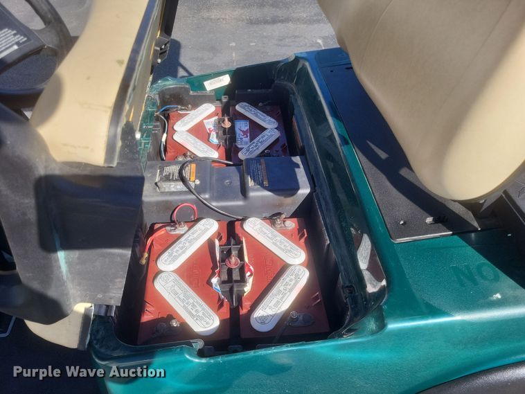 image for item EJ8056 2007 Club Car Precedent  golf cart