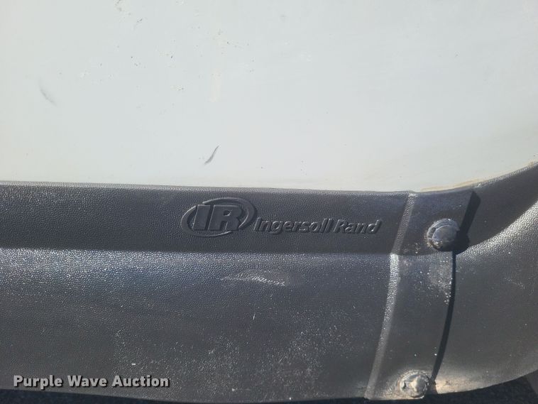 image for item EJ8057 2016 Club Car Precedent  golf cart