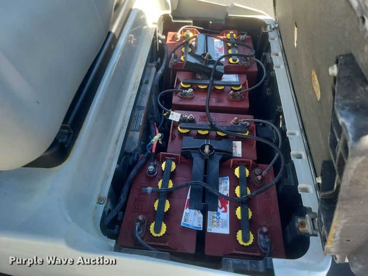 image for item EJ8057 2016 Club Car Precedent  golf cart