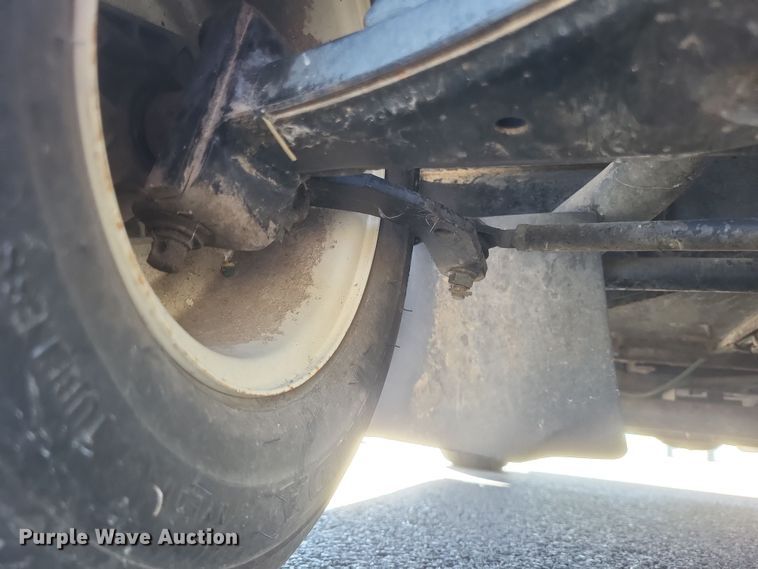 image for item EJ8058 1998 Yamaha  G19 golf cart