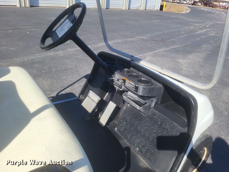 image for item EJ8058 1998 Yamaha  G19 golf cart