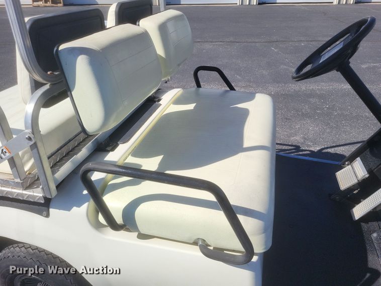 image for item EJ8058 1998 Yamaha  G19 golf cart