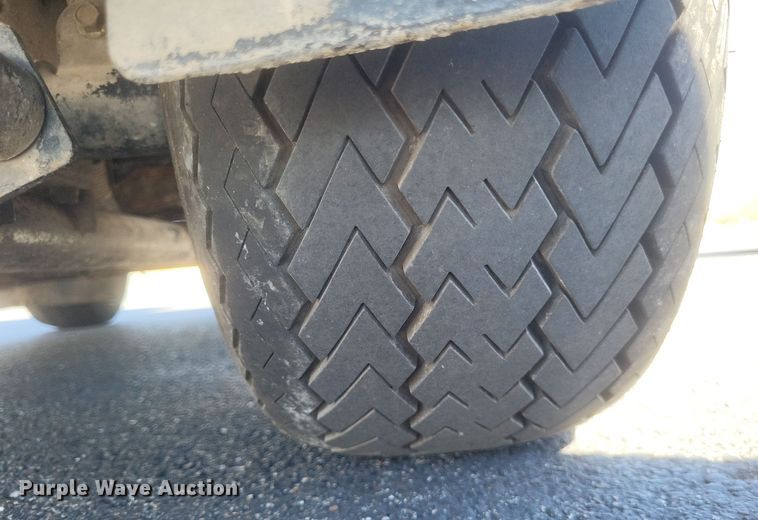 image for item EJ8058 1998 Yamaha  G19 golf cart