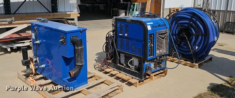 image for item EK0895 Hydramaster Titan 875 carpet cleaner 