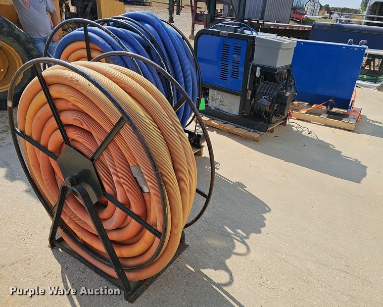 image for item EK0895 Hydramaster Titan 875 carpet cleaner 