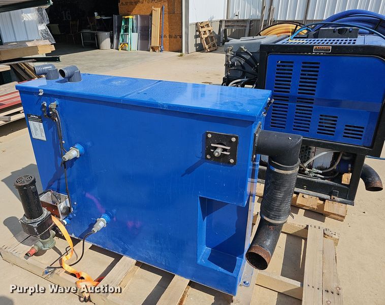 image for item EK0895 Hydramaster Titan 875 carpet cleaner 