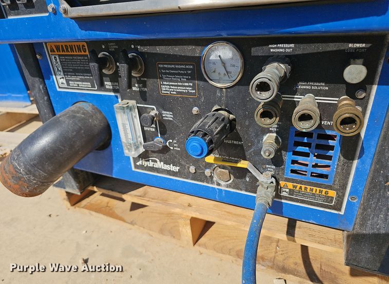 image for item EK0895 Hydramaster Titan 875 carpet cleaner 