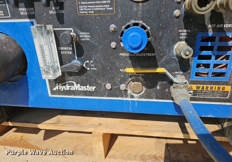 image for item EK0895 Hydramaster Titan 875 carpet cleaner 