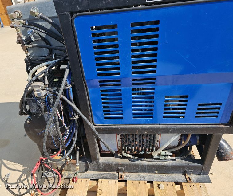 image for item EK0895 Hydramaster Titan 875 carpet cleaner 