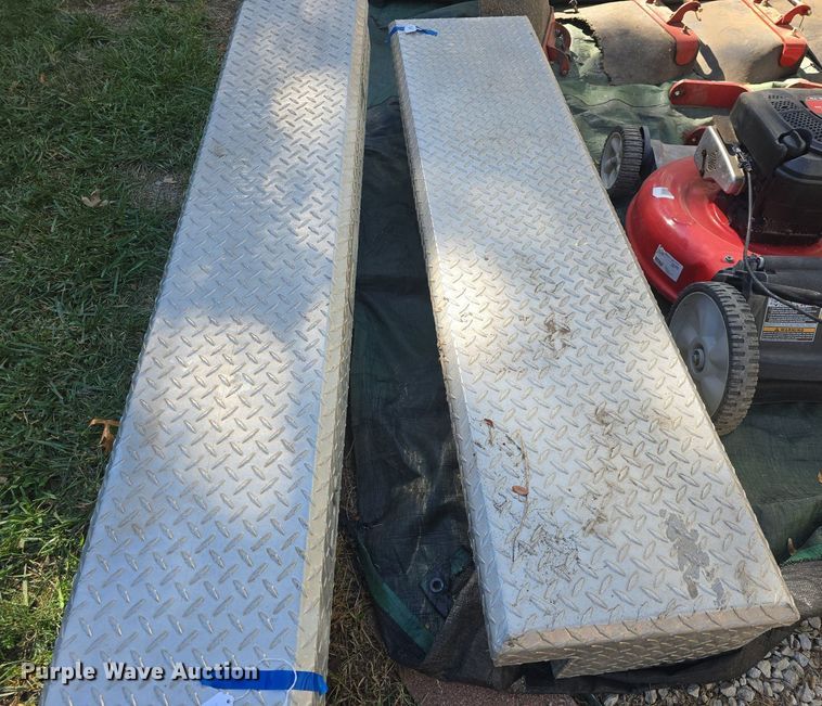 image for item EK2292 lawn equipment 