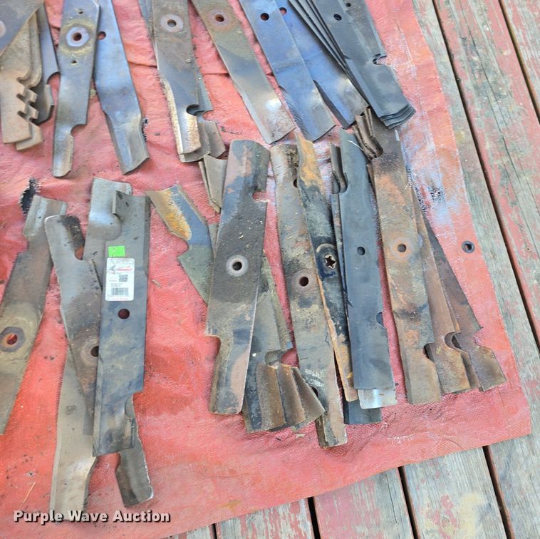 image for item EK2292 lawn equipment 