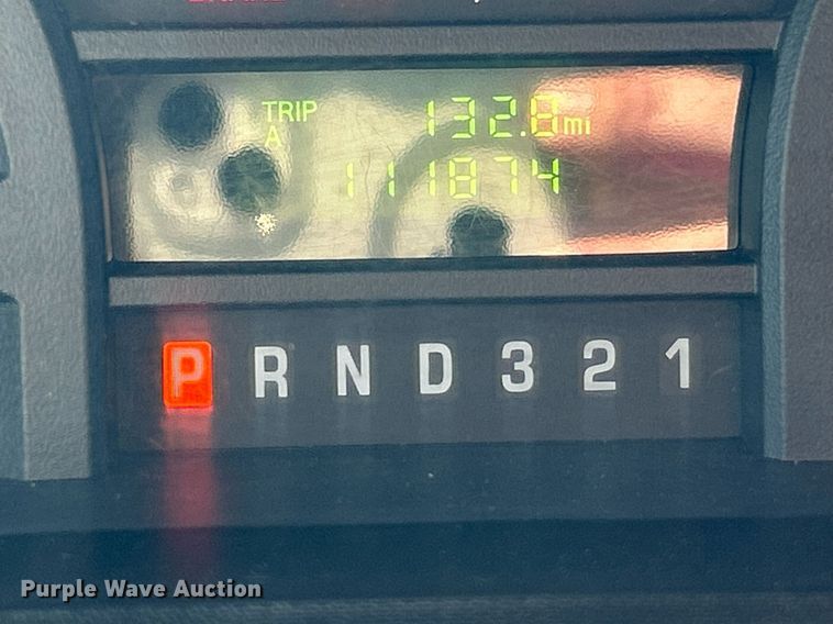 image for item EK3404 2014 Ford E450 Super Duty shuttle bus