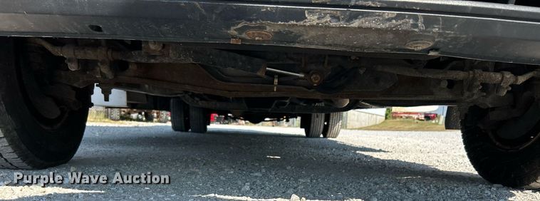 image for item EK3404 2014 Ford E450 Super Duty shuttle bus