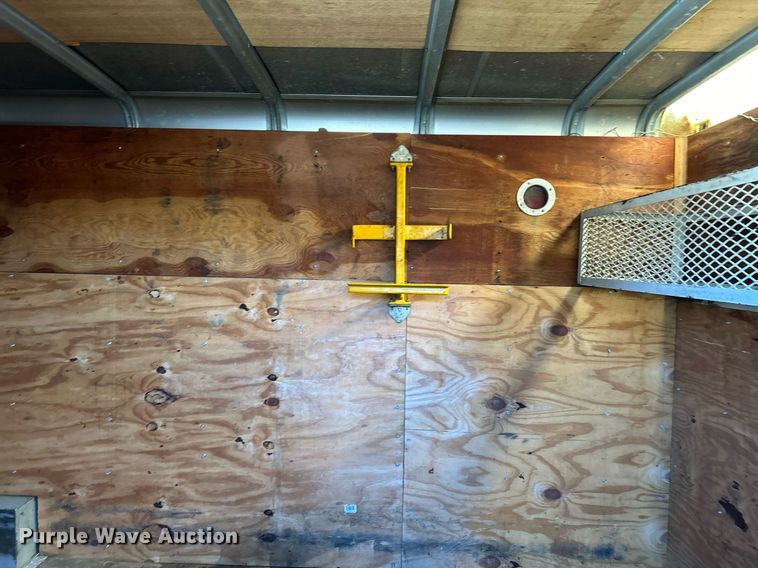 image for item EK3475 2002 Wells Cargo enclosed cargo trailer