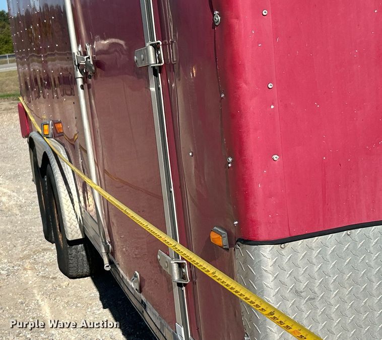 image for item EK3475 2002 Wells Cargo enclosed cargo trailer