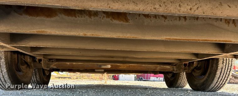 image for item EK3475 2002 Wells Cargo enclosed cargo trailer