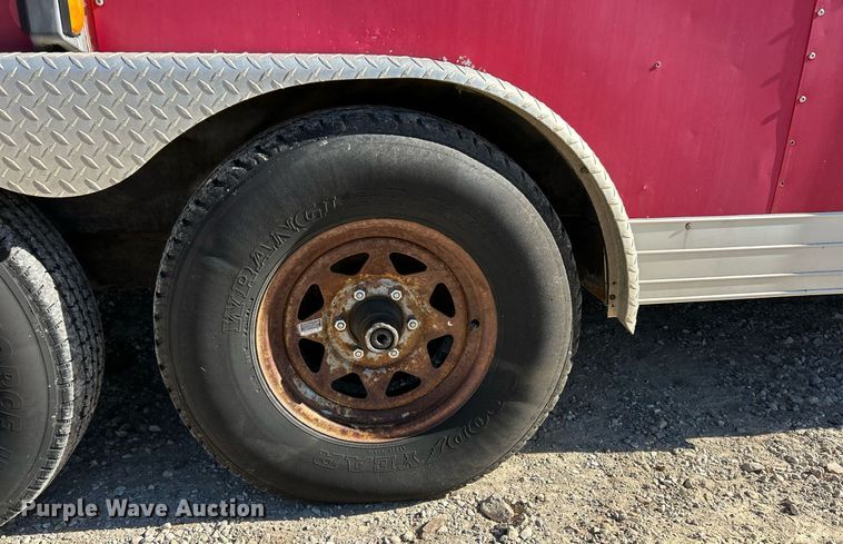 image for item EK3475 2002 Wells Cargo enclosed cargo trailer