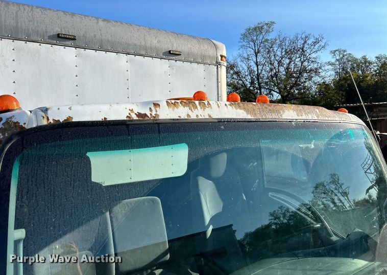 image for item EK3488 2008 Chevrolet  W4500 box truck