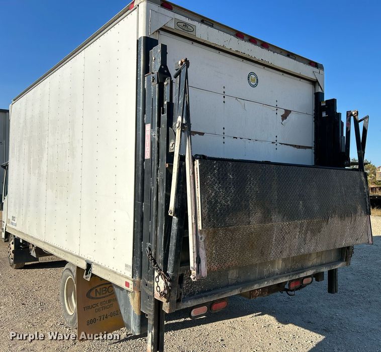 image for item EK3488 2008 Chevrolet  W4500 box truck