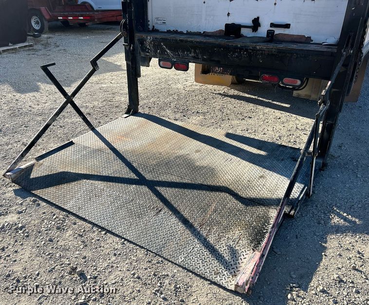 image for item EK3488 2008 Chevrolet  W4500 box truck