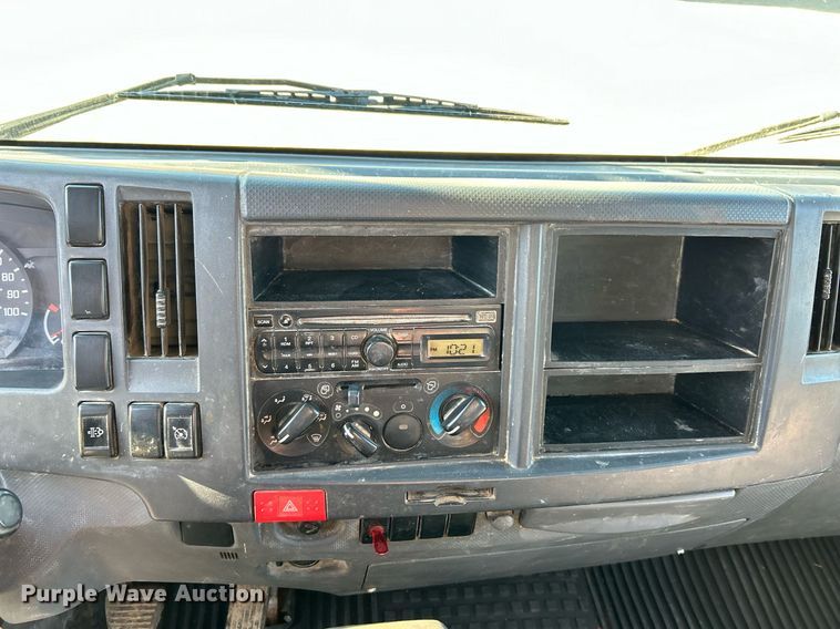 image for item EK3488 2008 Chevrolet  W4500 box truck