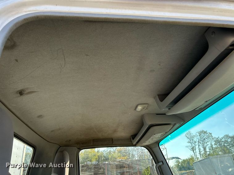 image for item EK3488 2008 Chevrolet  W4500 box truck