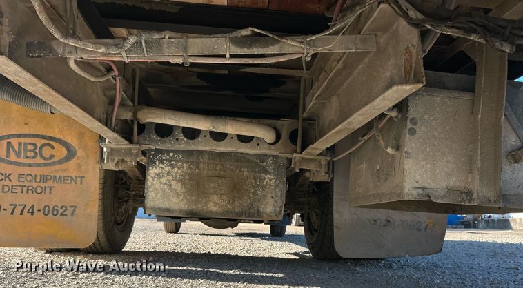 image for item EK3488 2008 Chevrolet  W4500 box truck