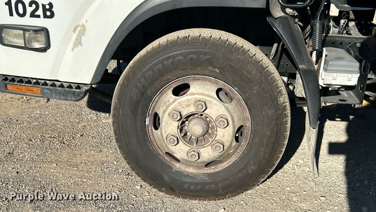 image for item EK3488 2008 Chevrolet  W4500 box truck