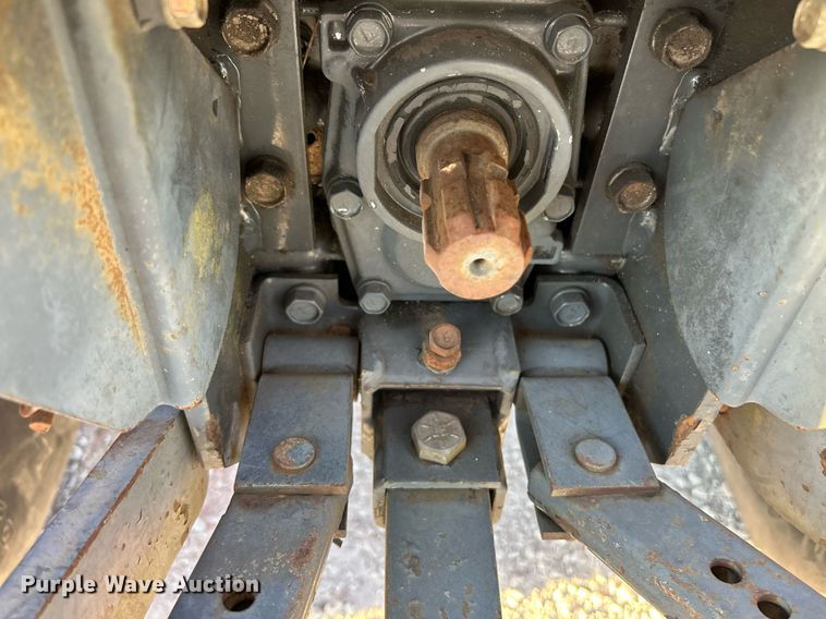 image for item EK3509 Kubota  B2710HSD MFWD tractor