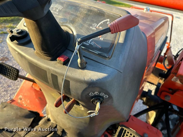 image for item EK3509 Kubota  B2710HSD MFWD tractor