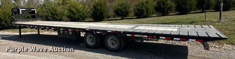 image for item EN0045 2015 Load Trail 36 Flatbed hydraulic tail equipment trailer