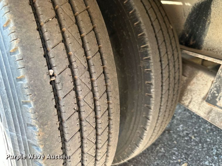 image for item EN0045 2015 Load Trail 36 Flatbed hydraulic tail equipment trailer