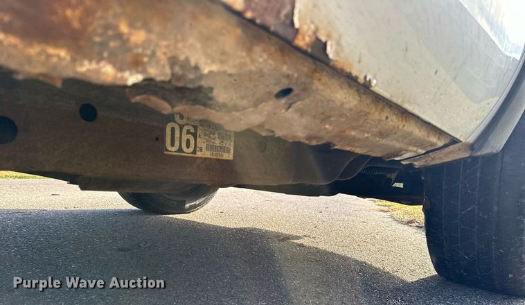 image for item EN2501 2009 Chevrolet  Silverado 1500 pickup truck