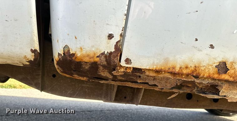 image for item EN2501 2009 Chevrolet  Silverado 1500 pickup truck