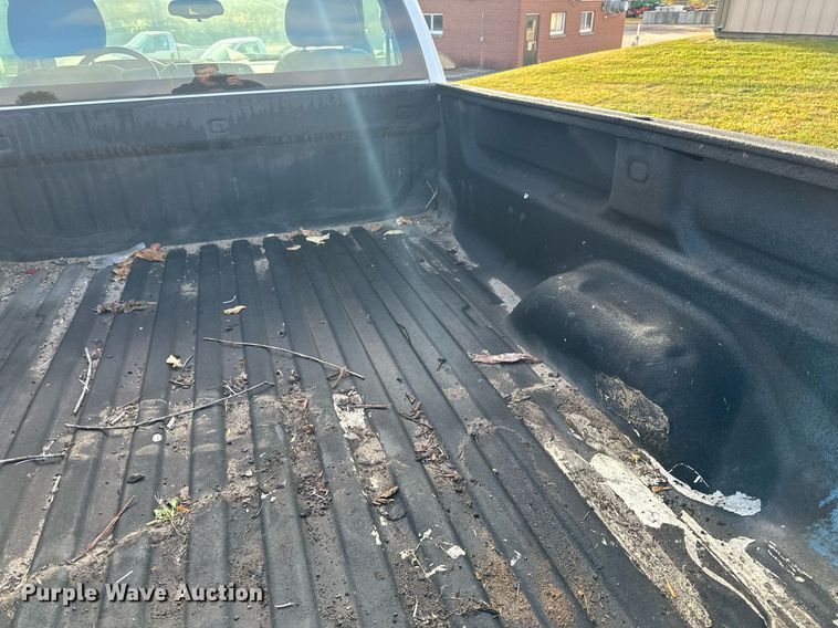 image for item EN2501 2009 Chevrolet  Silverado 1500 pickup truck