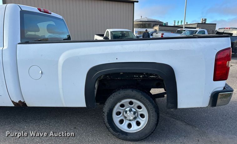 image for item EN2501 2009 Chevrolet  Silverado 1500 pickup truck