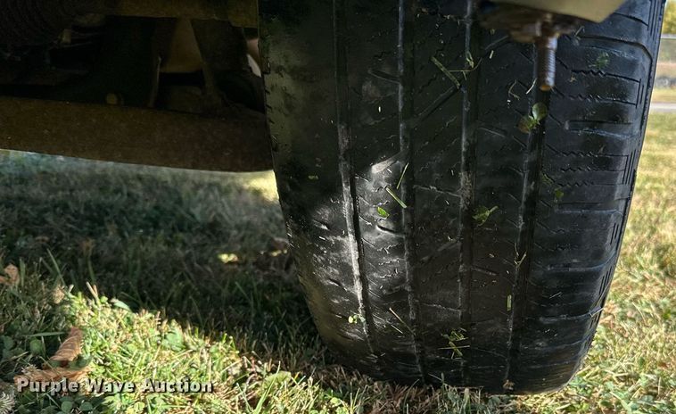 image for item EN2501 2009 Chevrolet  Silverado 1500 pickup truck