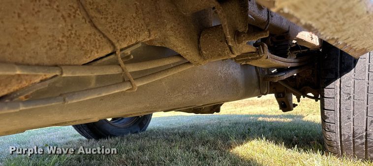 image for item EN2502 2011 Chevrolet  Silverado 1500 pickup truck