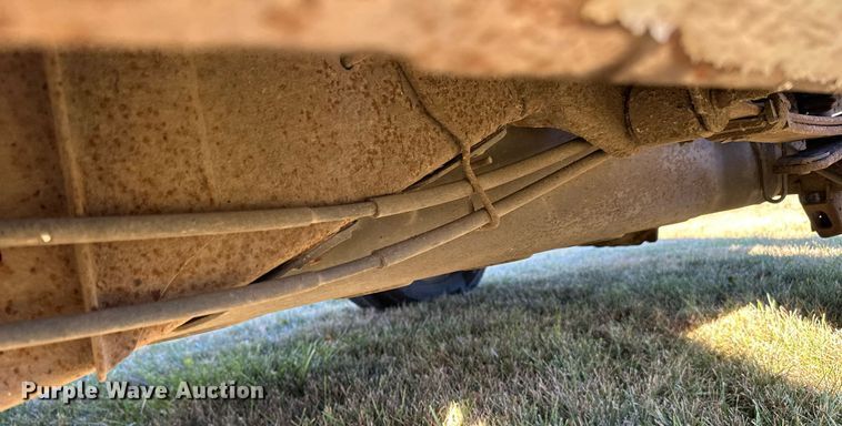 image for item EN2502 2011 Chevrolet  Silverado 1500 pickup truck