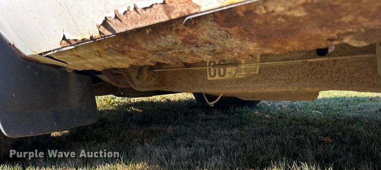 image for item EN2502 2011 Chevrolet  Silverado 1500 pickup truck