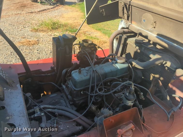 image for item EQ2009 Datsun forklift